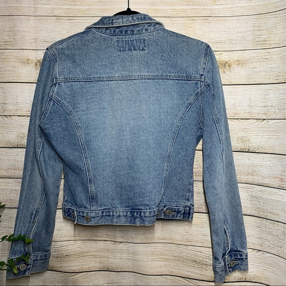 Vintage Squeeze Jean Jacket - Picture 5 of 8